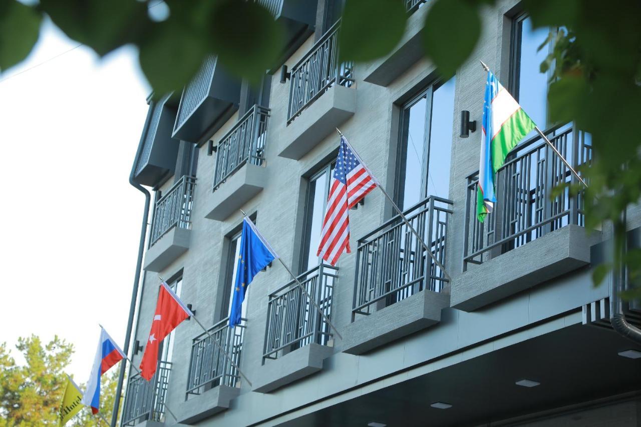 Human Hotel طشقند المظهر الخارجي الصورة