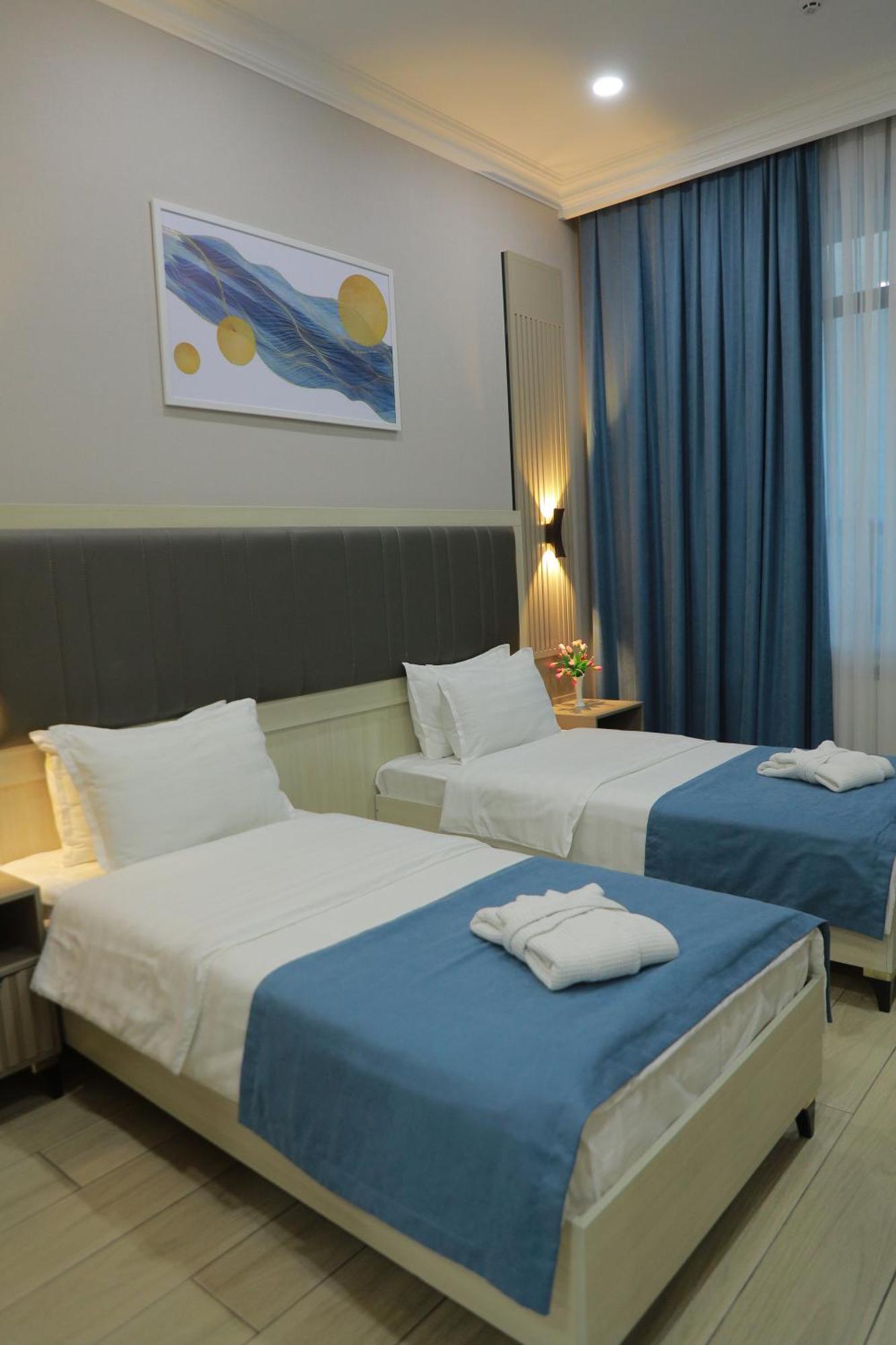 Human Hotel طشقند المظهر الخارجي الصورة