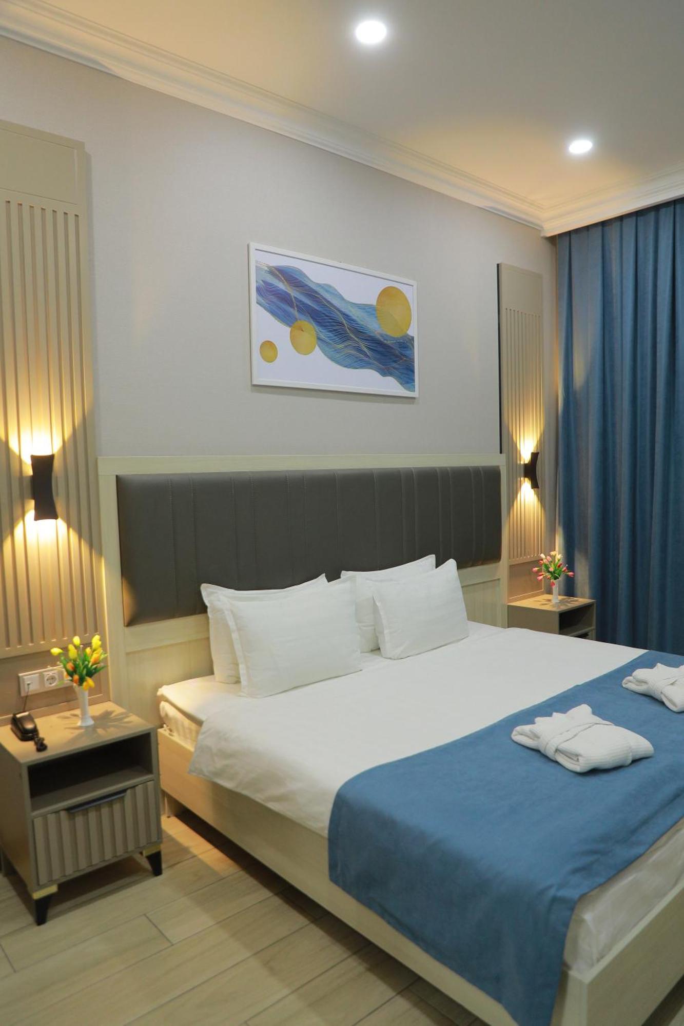 Human Hotel طشقند المظهر الخارجي الصورة