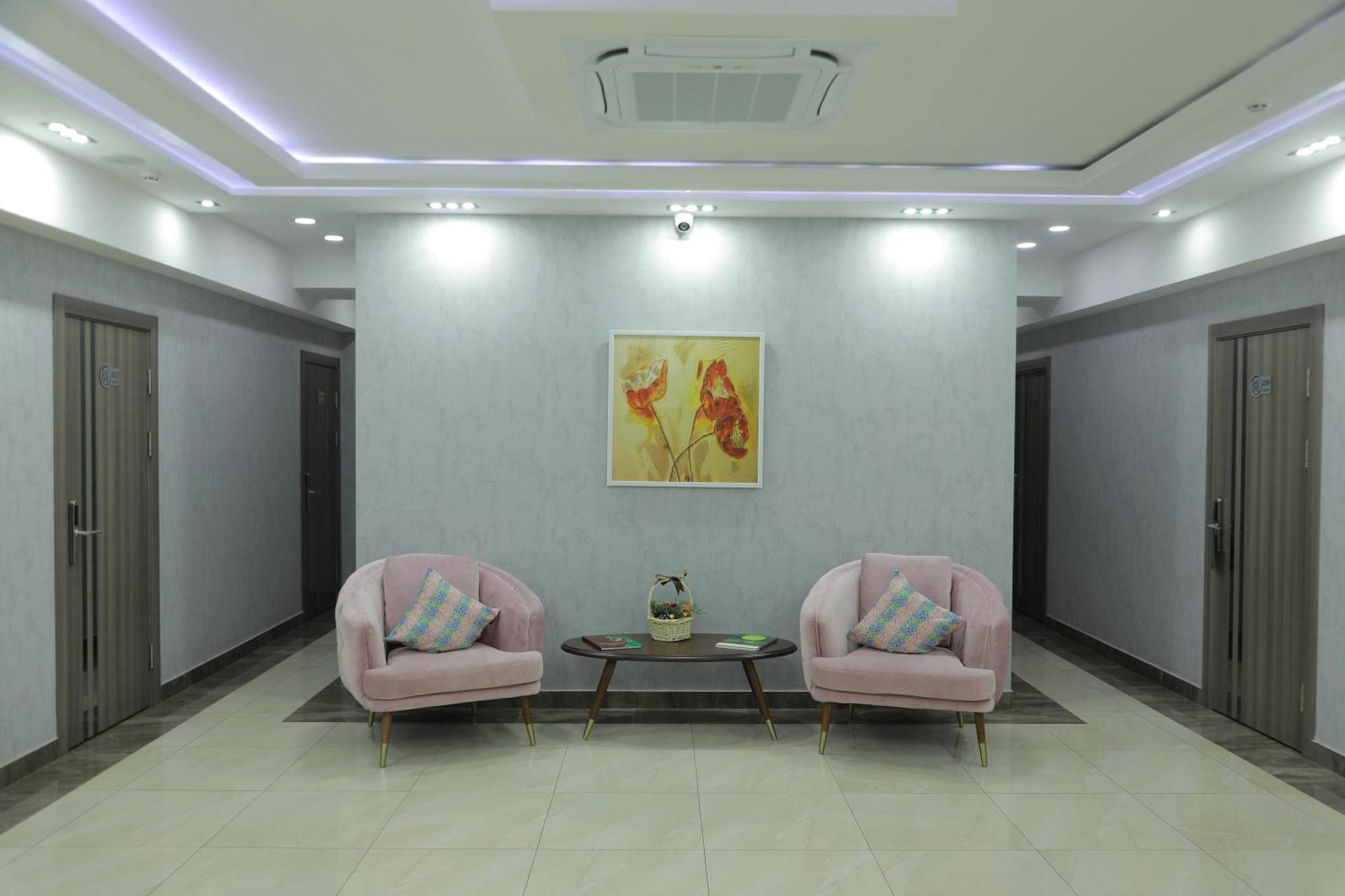 Human Hotel طشقند المظهر الخارجي الصورة
